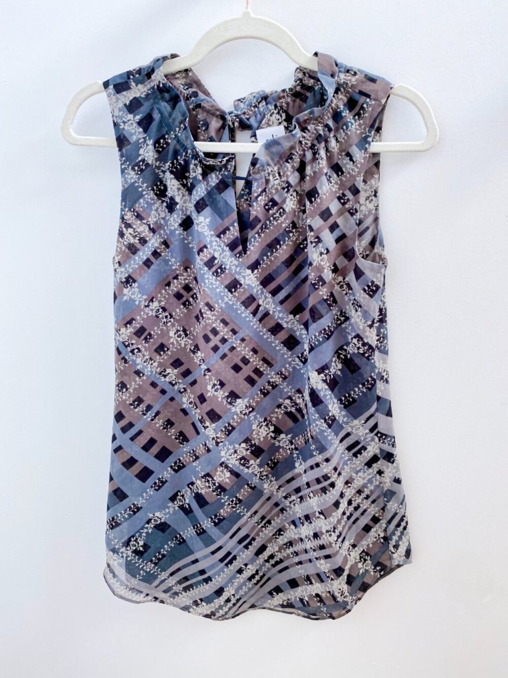Cabi Graph Trellis Sheer Layered Sleeveless Keyhole Grey Floral Blouse XS